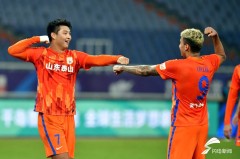 中超球队亚冠征程：外援核心抉择与战术调整之道